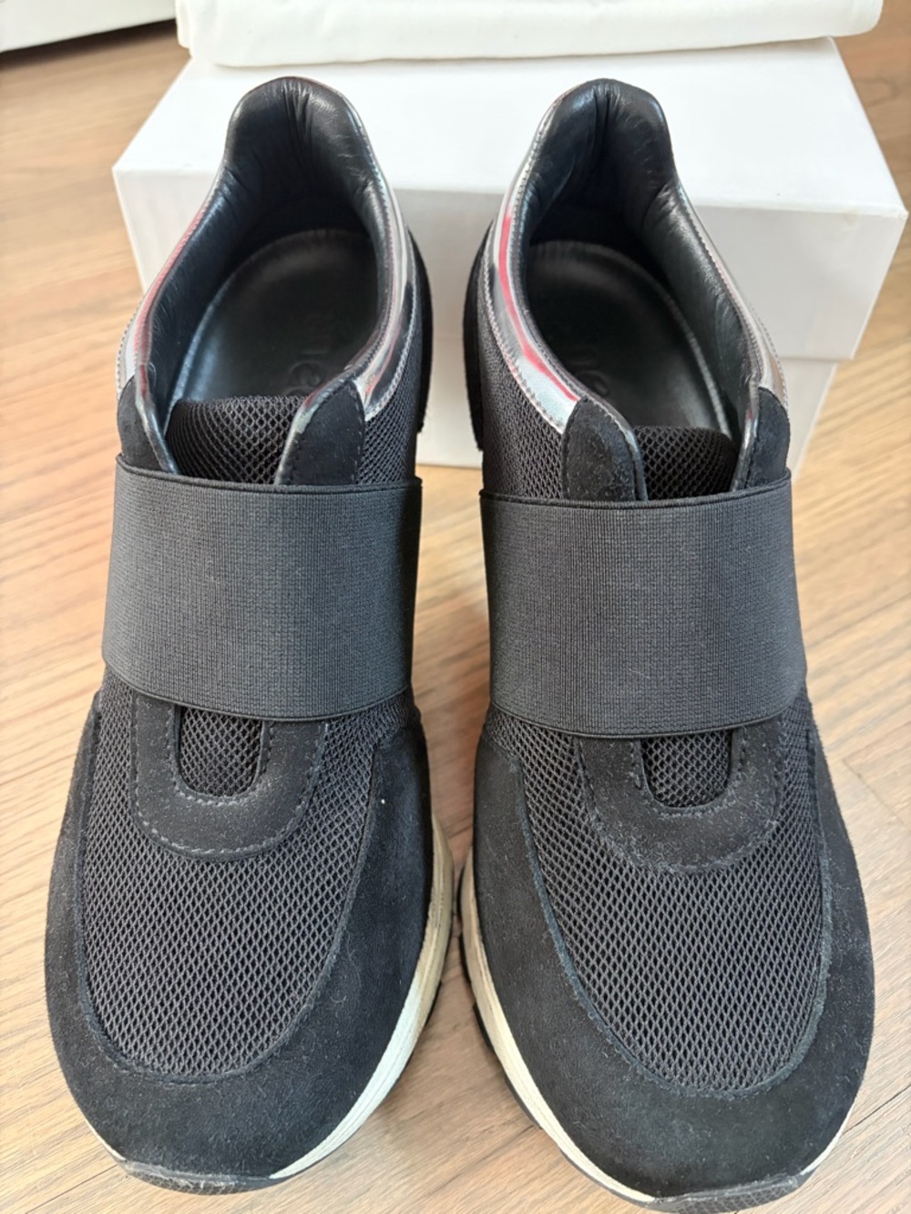 Sneex The Icon - Black Upper with White and Pewter - Size 8 - EUC - Picture 3 of 16